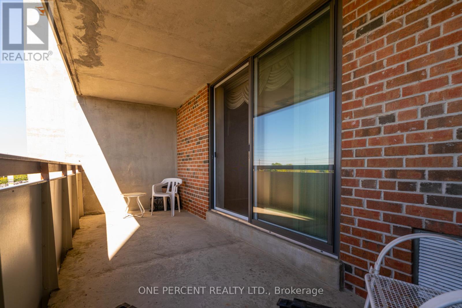 705 - 20 William Roe Boulevard, Newmarket, Ontario L3Y 5V6 - Photo 25 - N12632420