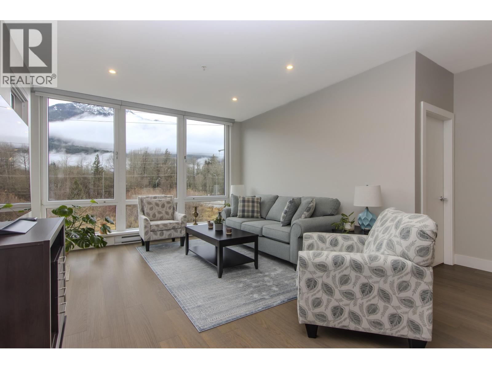 202 1870 Dowad Drive, Squamish, British Columbia  V8B 1C4 - Photo 5 - R3073763