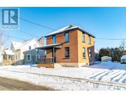 47 BONNECHERE STREET N, Renfrew, Ontario