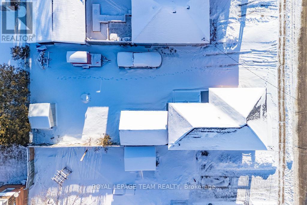 47 Bonnechere Street N, Renfrew, Ontario K7V 1Y8 - Photo 33 - X12399235