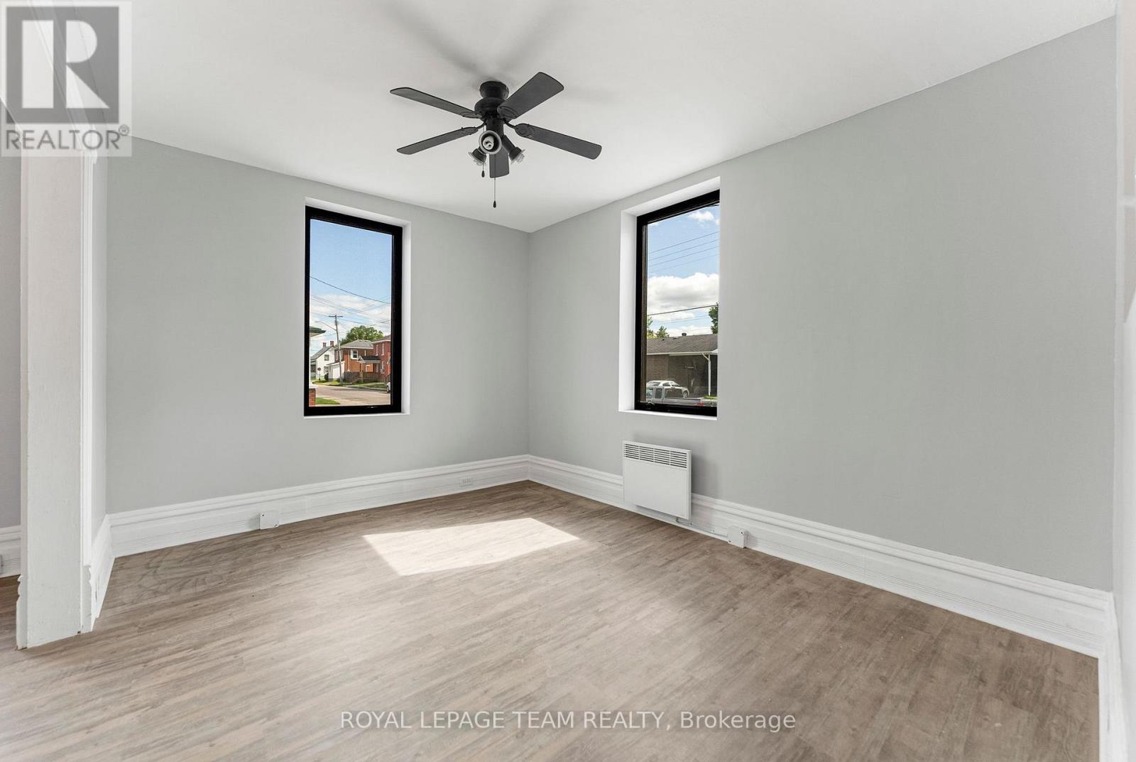 47 Bonnechere Street N, Renfrew, Ontario K7V 1Y8 - Photo 9 - X12399235