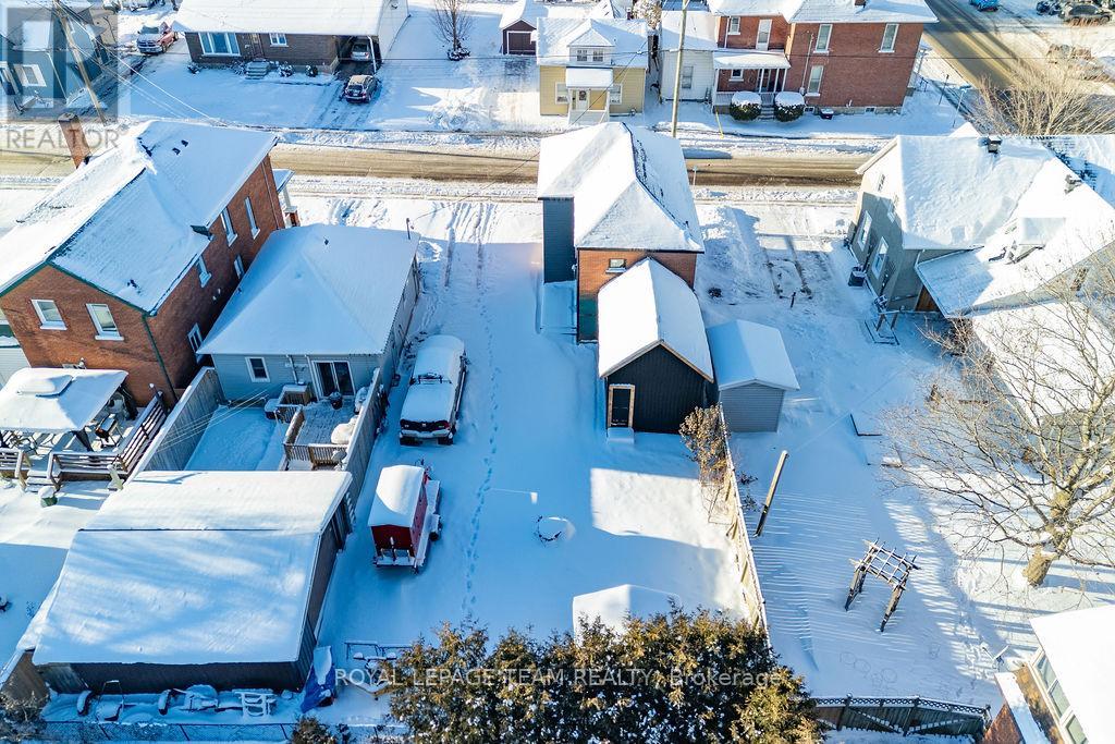 47 Bonnechere Street N, Renfrew, Ontario K7V 1Y8 - Photo 34 - X12399235