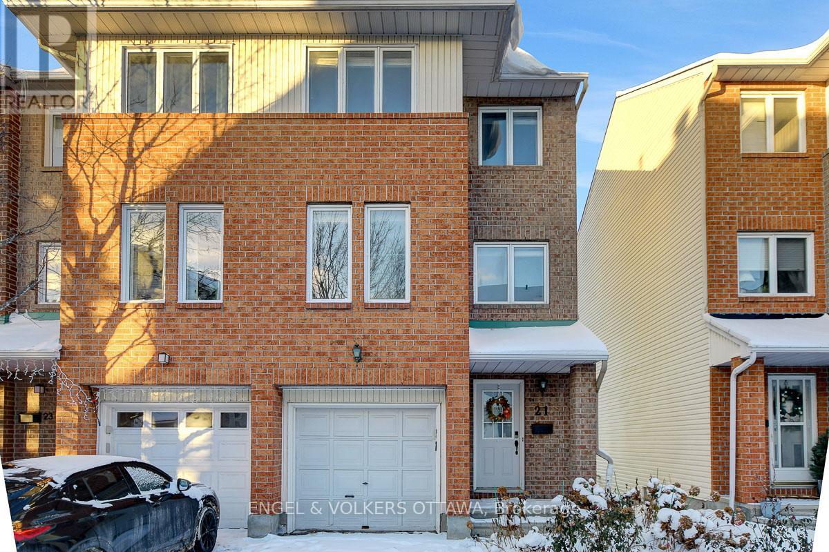 21 DRAYTON PRIVATE, Ottawa, Ontario