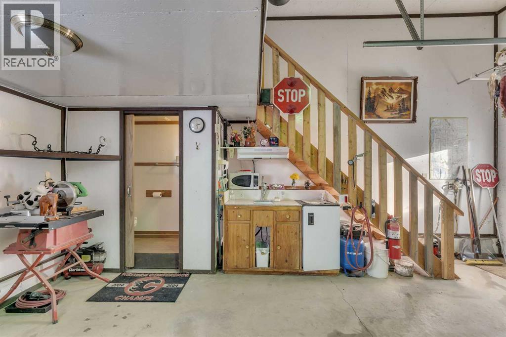 283058 Township Road 245a, Rural Rocky View County, Alberta  T2M 4L5 - Photo 37 - A2274342