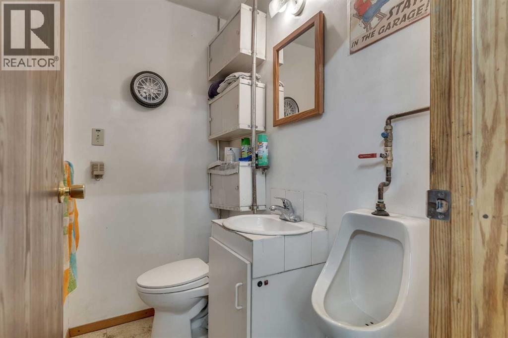 283058 Township Road 245a, Rural Rocky View County, Alberta  T2M 4L5 - Photo 45 - A2274342