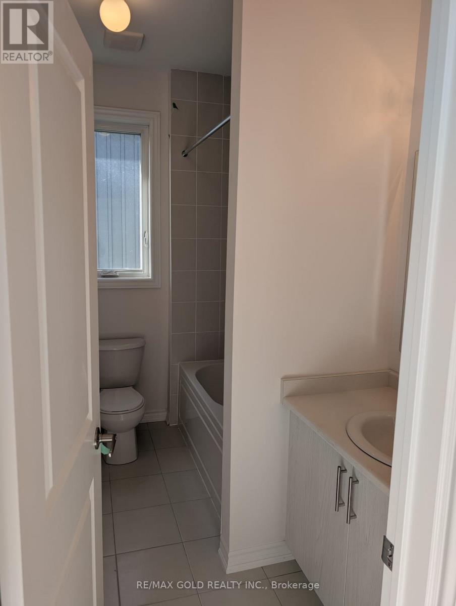 251 Wilcox Drive, Clearview, Ontario  L0M 1S0 - Photo 6 - S12632252