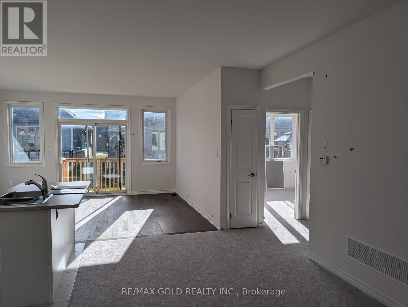 251 Wilcox Drive, Clearview, Ontario  L0M 1S0 - Photo 4 - S12632252