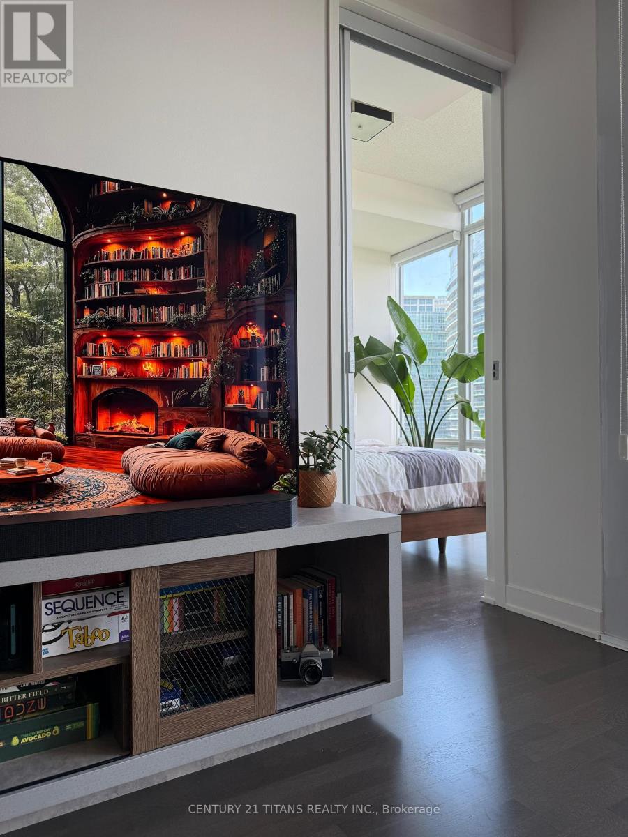 2015 - 88 Park Lawn Road, Toronto, Ontario  M8Y 0B5 - Photo 11 - W12632424