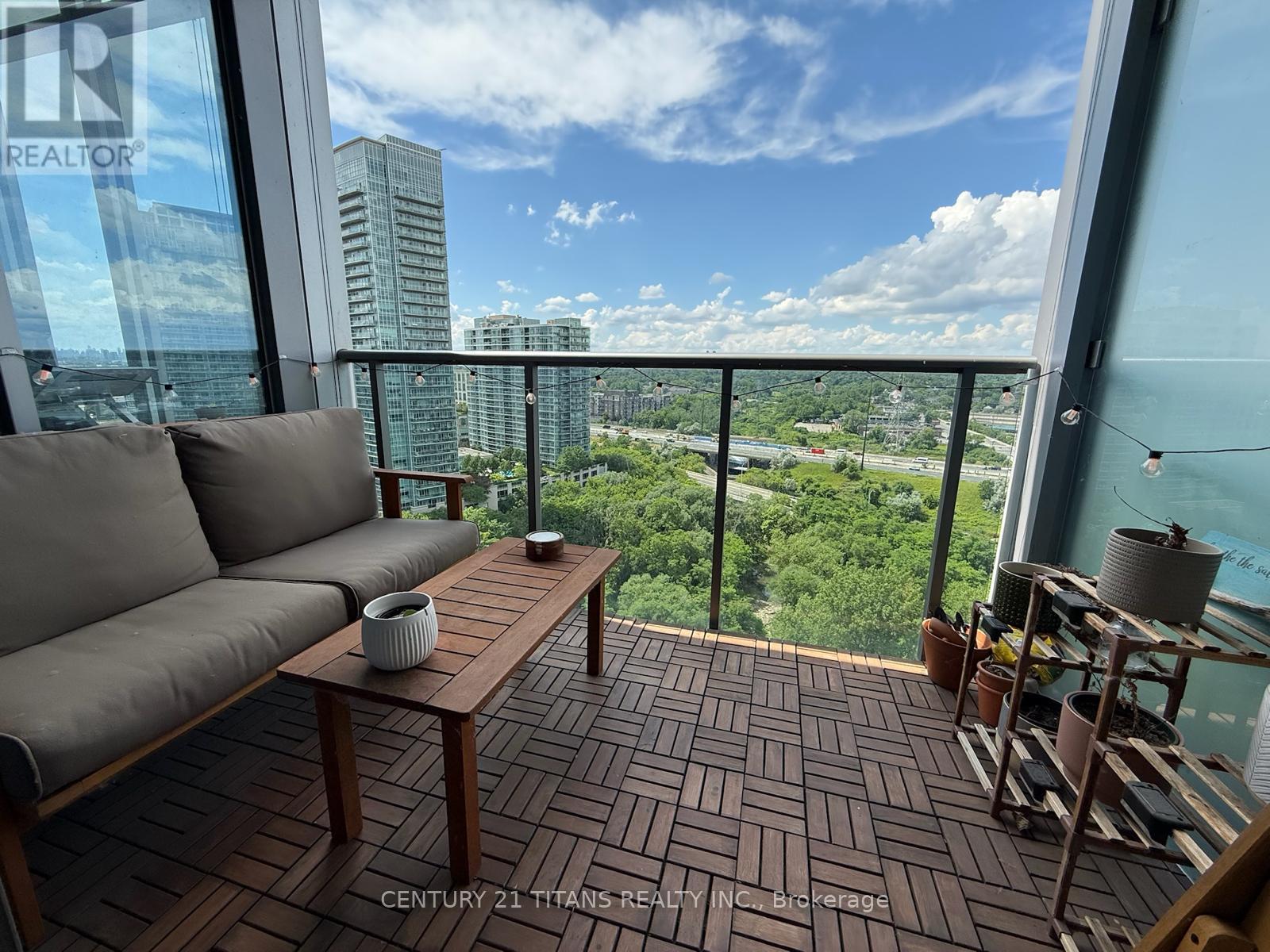 2015 - 88 Park Lawn Road, Toronto, Ontario  M8Y 0B5 - Photo 19 - W12632424