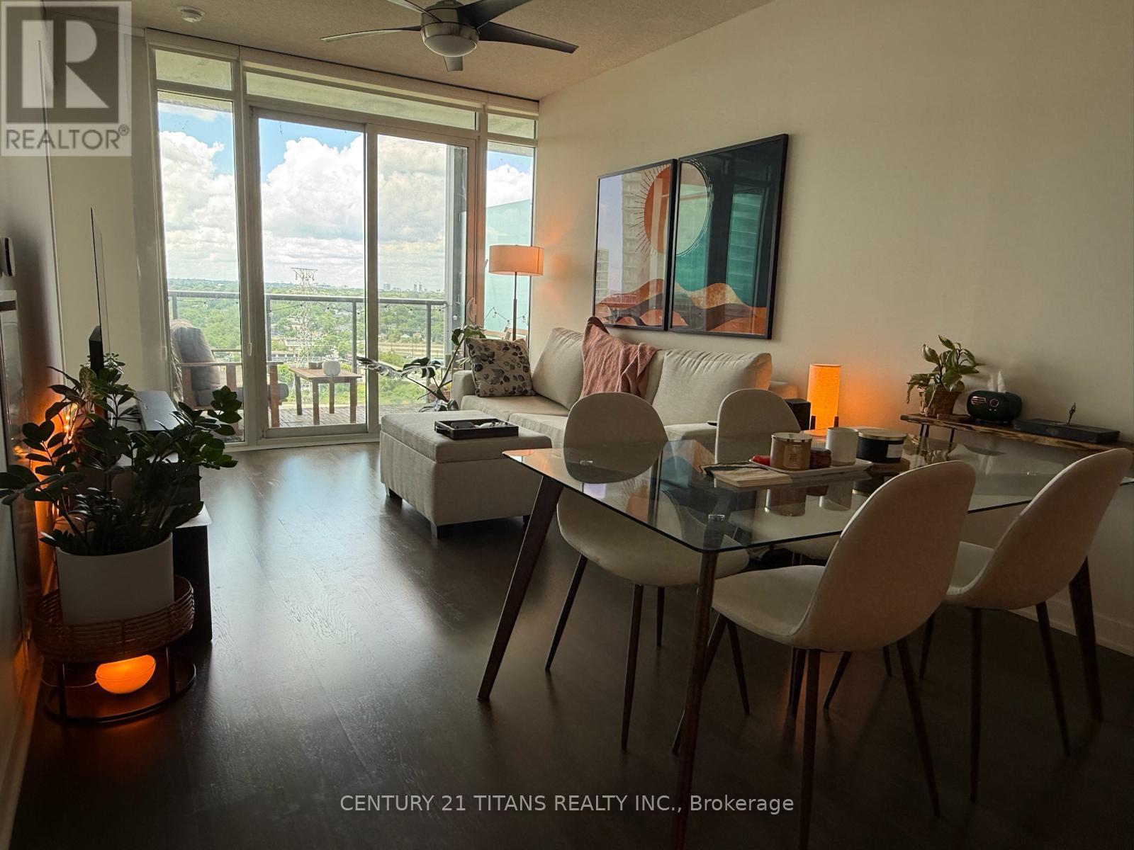 2015 - 88 Park Lawn Road, Toronto (Mimico), Ontario  M8Y 0B5 - Photo 25 - W12632424