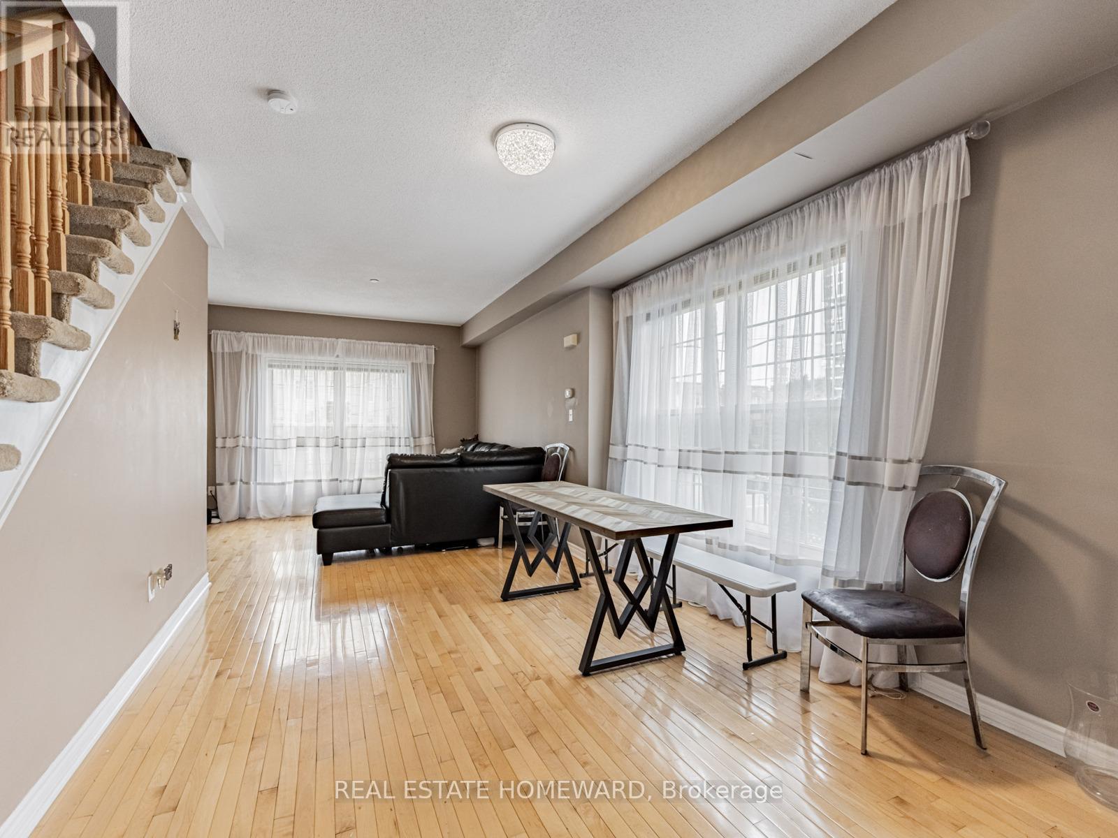964a The Queensway, Toronto, Ontario  M8Z 1P5 - Photo 7 - W12632432