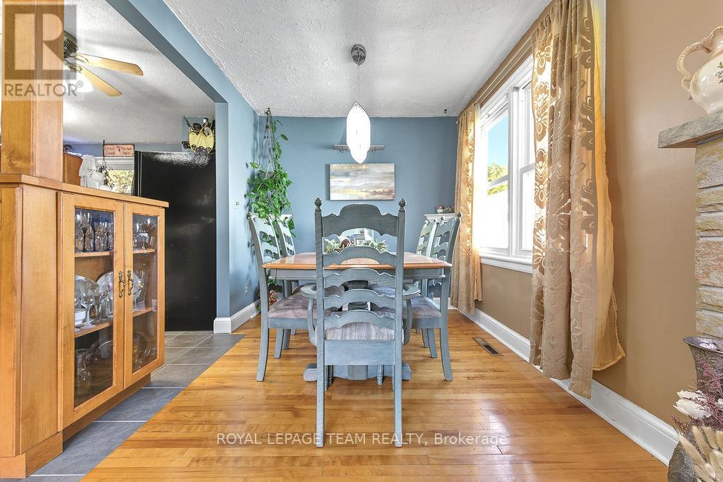 144 Opeongo Road, Renfrew, Ontario K7V 2T5 - Photo 22 - X12448621