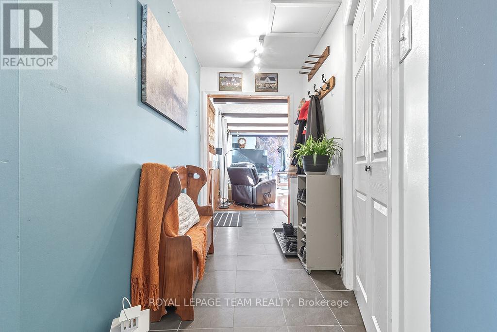 144 Opeongo Road, Renfrew, Ontario K7V 2T5 - Photo 17 - X12448621