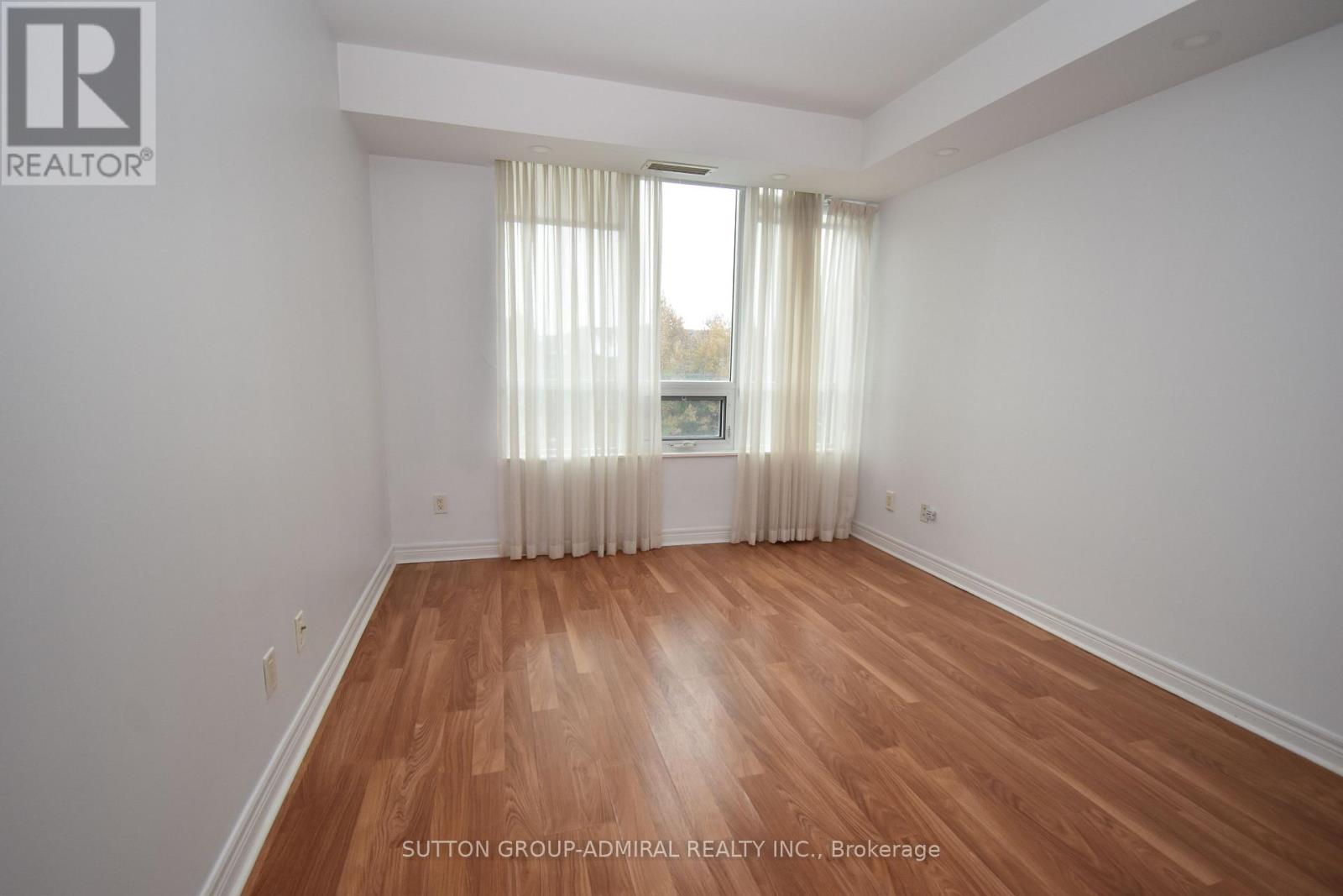 304 - 100 Promenade Circle, Vaughan, Ontario  L4J 7W7 - Photo 10 - N12530970