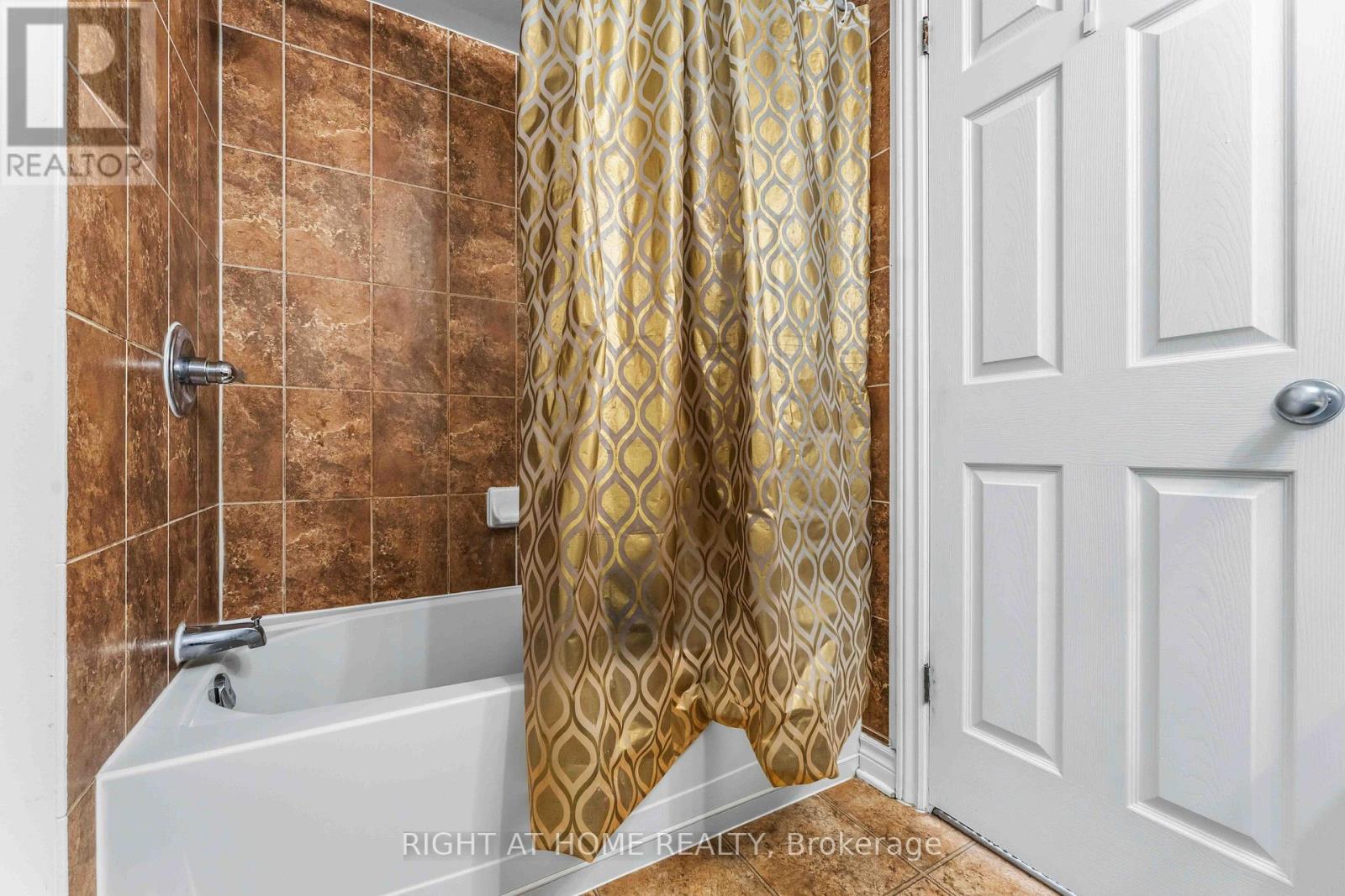 B - 455 Chapman Mills Drive, Ottawa, Ontario  K2J 5P4 - Photo 13 - X12632436