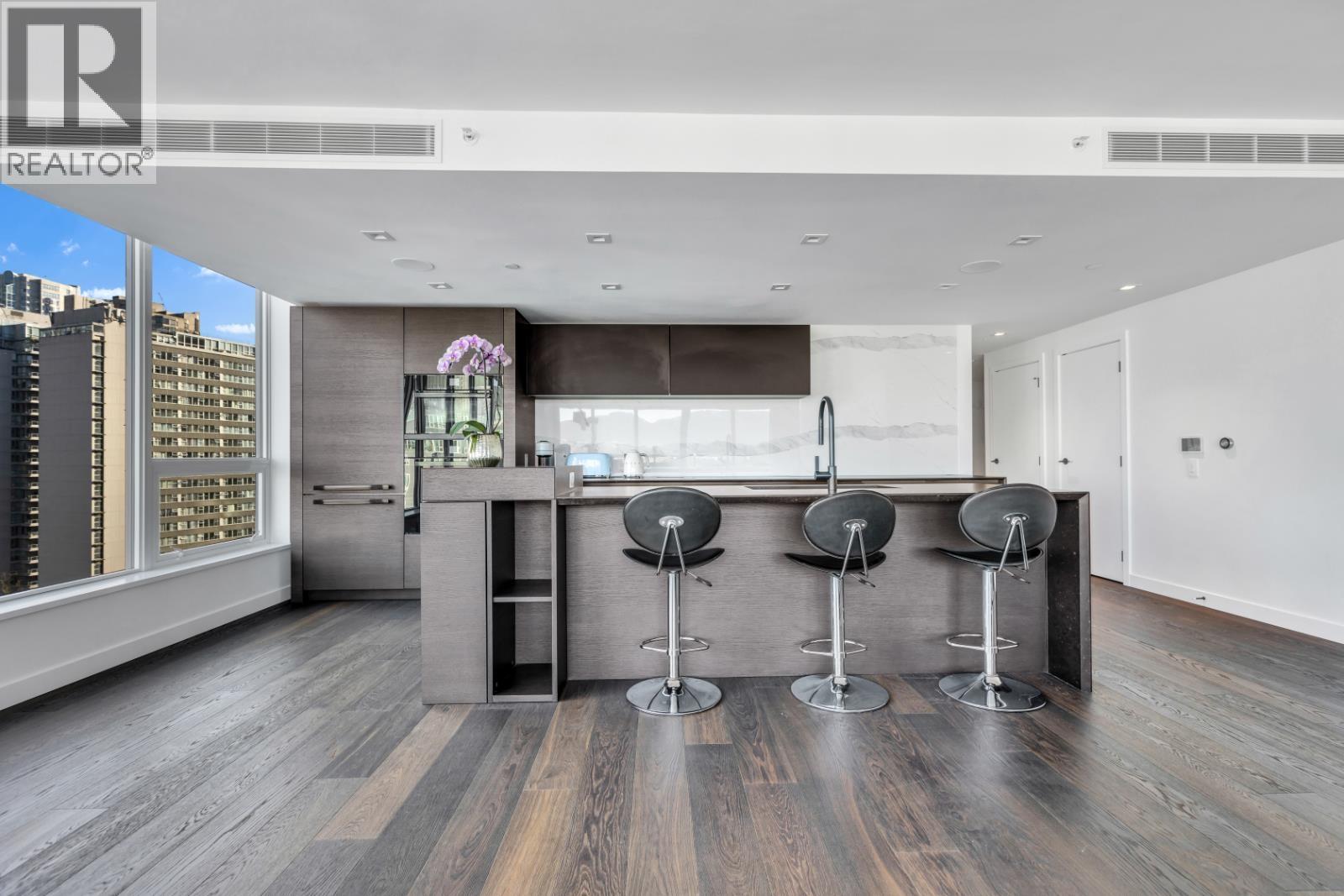 150x 620 Cardero Street, Vancouver, British Columbia  V6G 3H7 - Photo 2 - R3073802