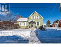 212 PRINCE STREET W, Renfrew, Ontario
