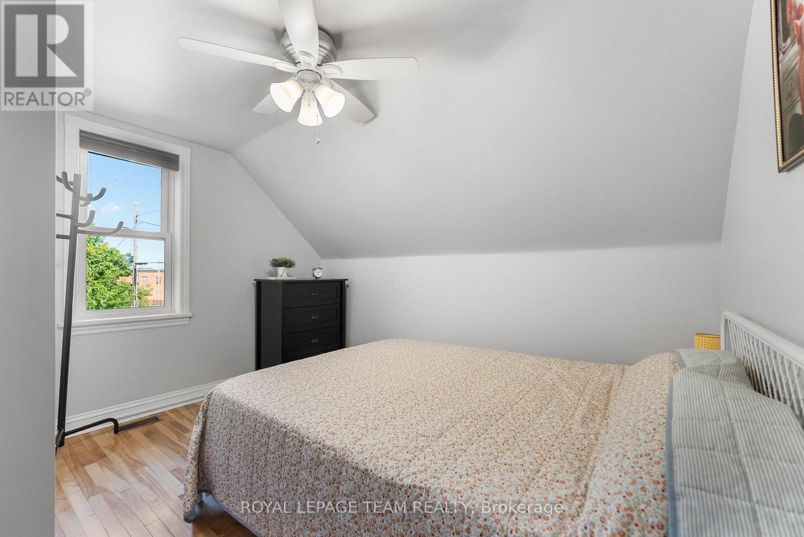 212 Prince Street W, Renfrew, Ontario  K7V 2V7 - Photo 21 - X12363102