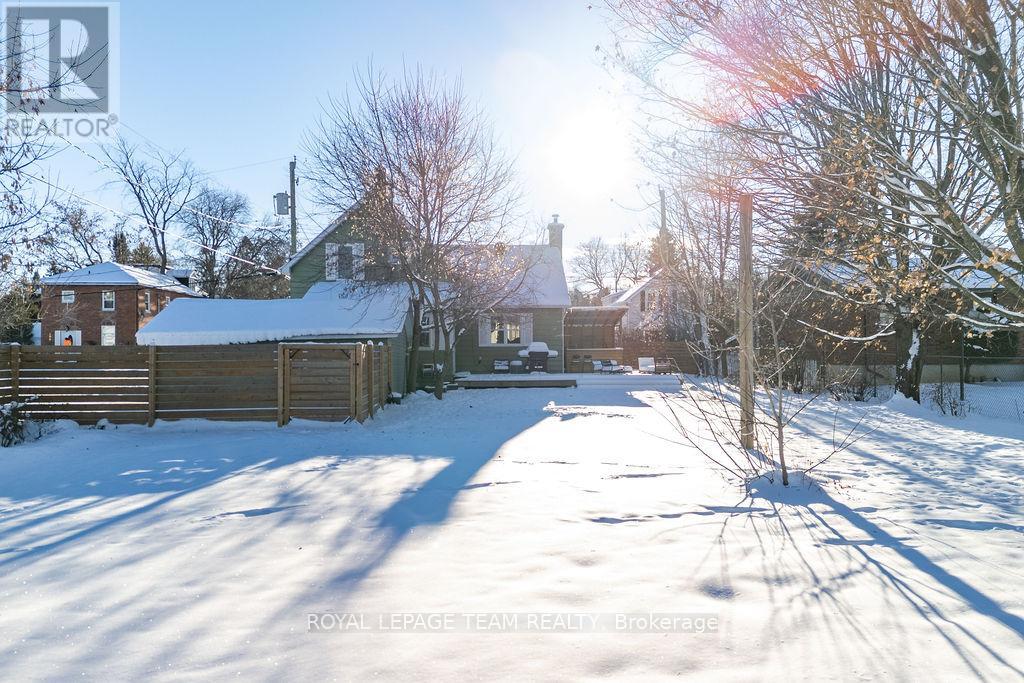 212 Prince Street W, Renfrew, Ontario  K7V 2V7 - Photo 33 - X12363102