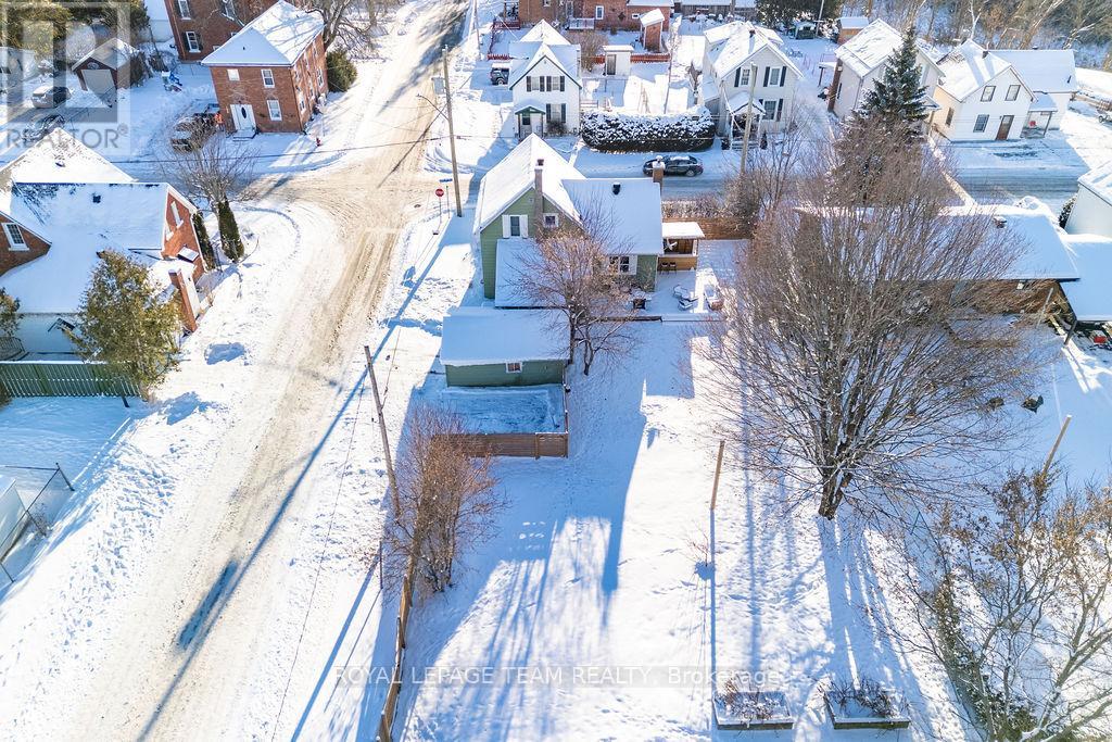212 Prince Street W, Renfrew, Ontario  K7V 2V7 - Photo 39 - X12363102