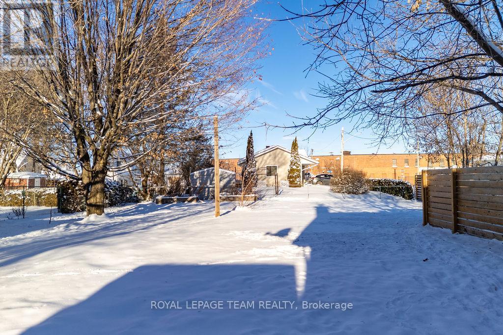 212 Prince Street W, Renfrew, Ontario  K7V 2V7 - Photo 37 - X12363102