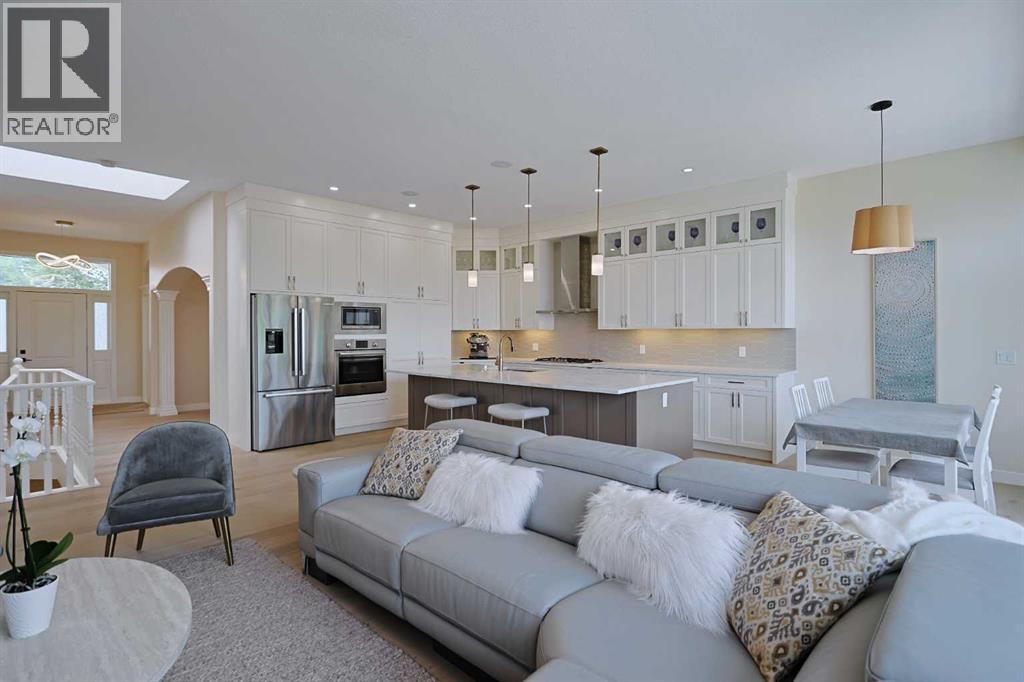 271 Hamptons Terrace Nw, Calgary, Alberta  T3A 5R4 - Photo 2 - A2258755