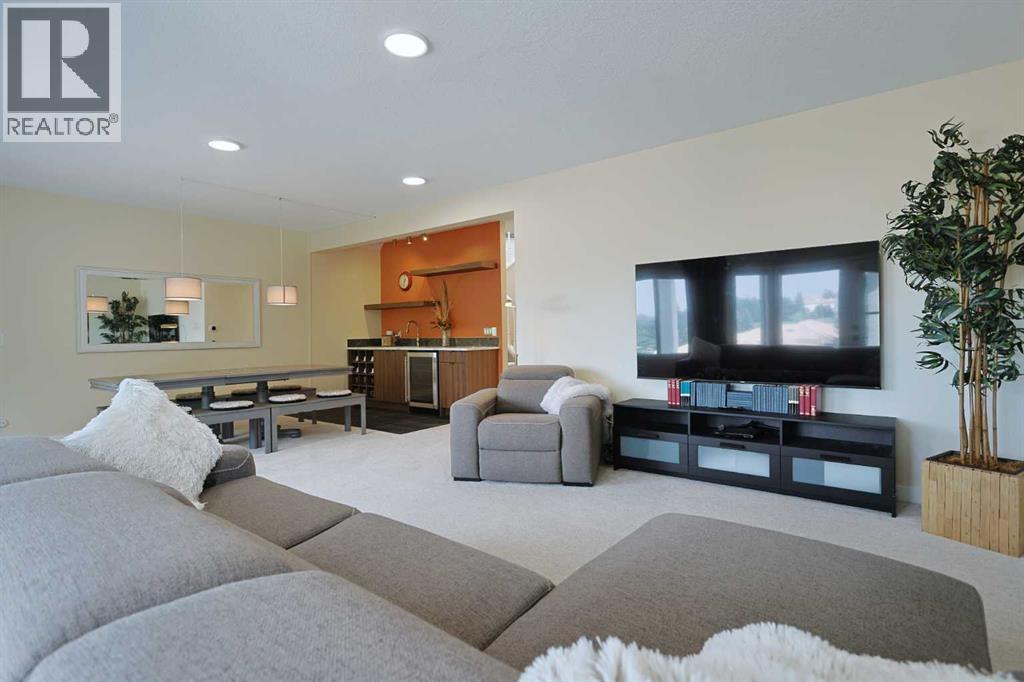 271 Hamptons Terrace Nw, Calgary, Alberta  T3A 5R4 - Photo 3 - A2258755