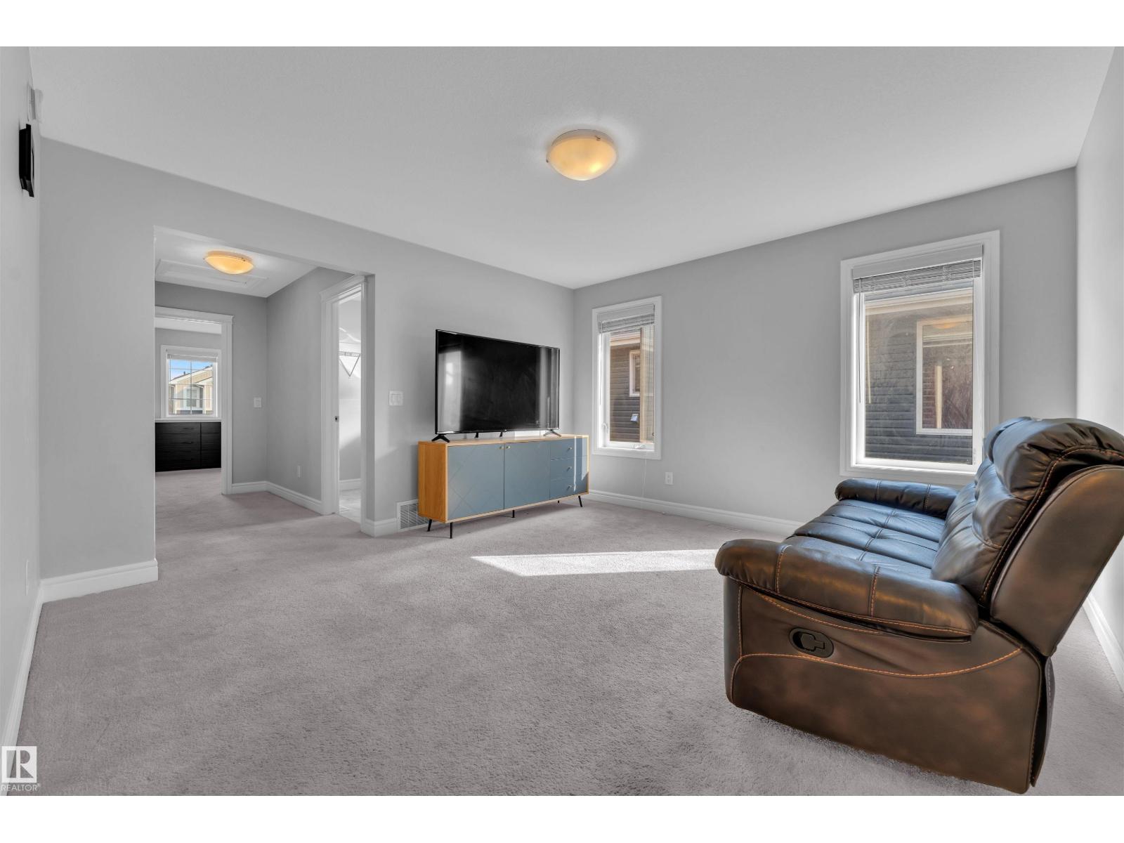 Unknown Address, ,    - Photo 23 - E4468130