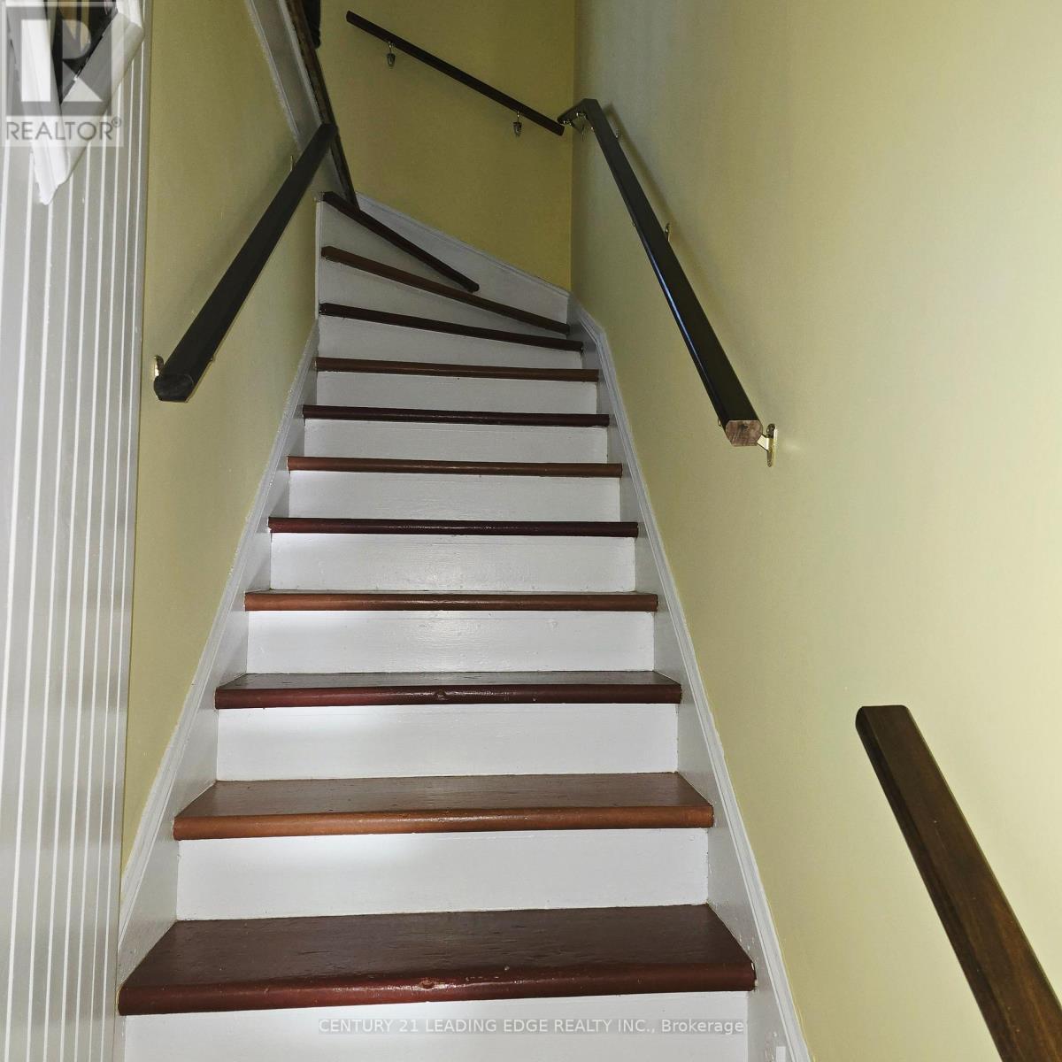 272 Pine Street, Milton (Om Old Milton), Ontario  L9T 1K5 - Photo 22 - W12632454