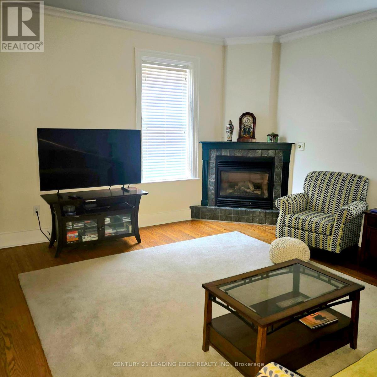 272 Pine Street, Milton (Om Old Milton), Ontario  L9T 1K5 - Photo 8 - W12632454