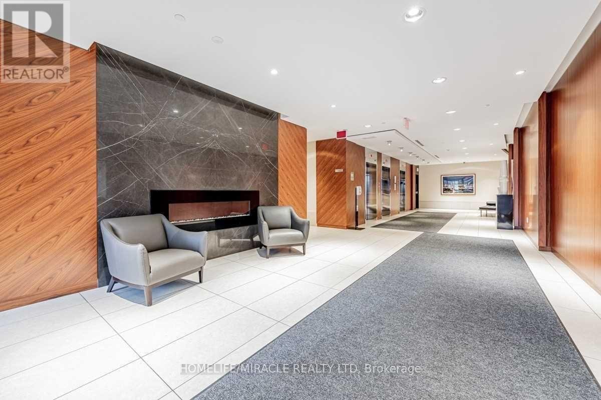 809 - 9 Valhalla Inn Road, Toronto, Ontario M9B 0B2 - Photo 3 - W12631884