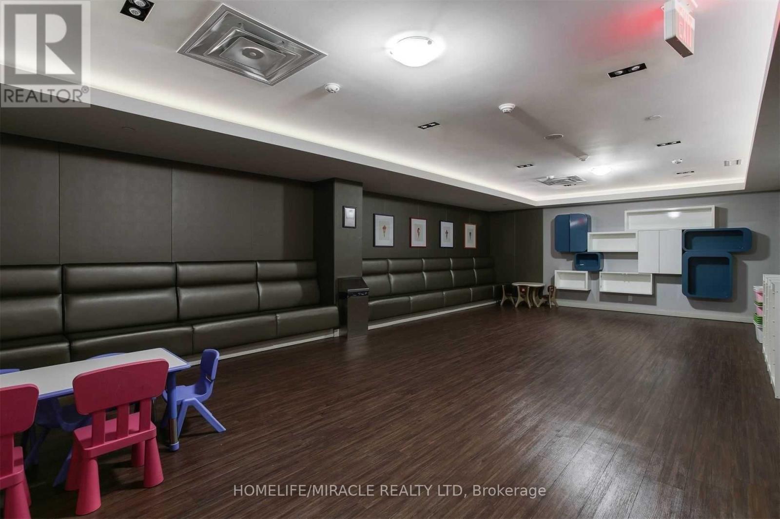 809 - 9 Valhalla Inn Road, Toronto, Ontario M9B 0B2 - Photo 19 - W12631884