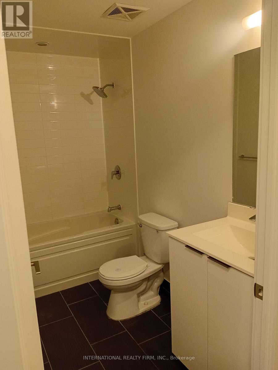 816 - 30 Shore Breeze Drive, Toronto, Ontario  M8V 0J1 - Photo 11 - W12632458