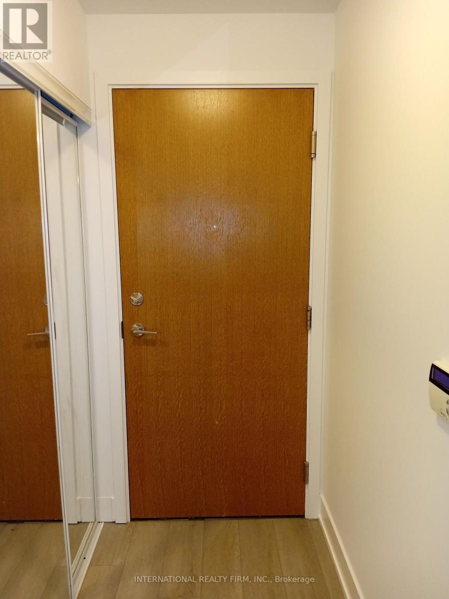 816 - 30 Shore Breeze Drive, Toronto, Ontario  M8V 0J1 - Photo 17 - W12632458