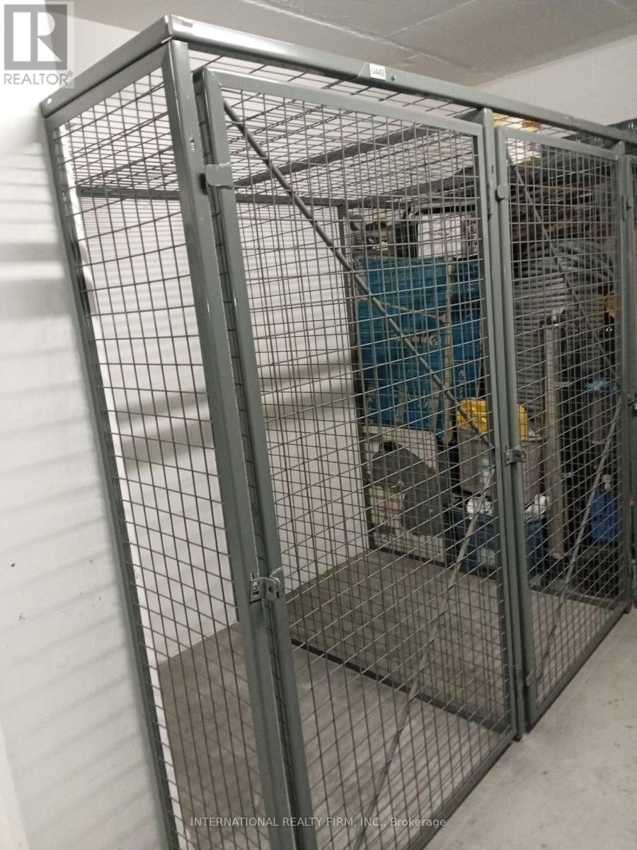 816 - 30 Shore Breeze Drive, Toronto, Ontario  M8V 0J1 - Photo 34 - W12632458