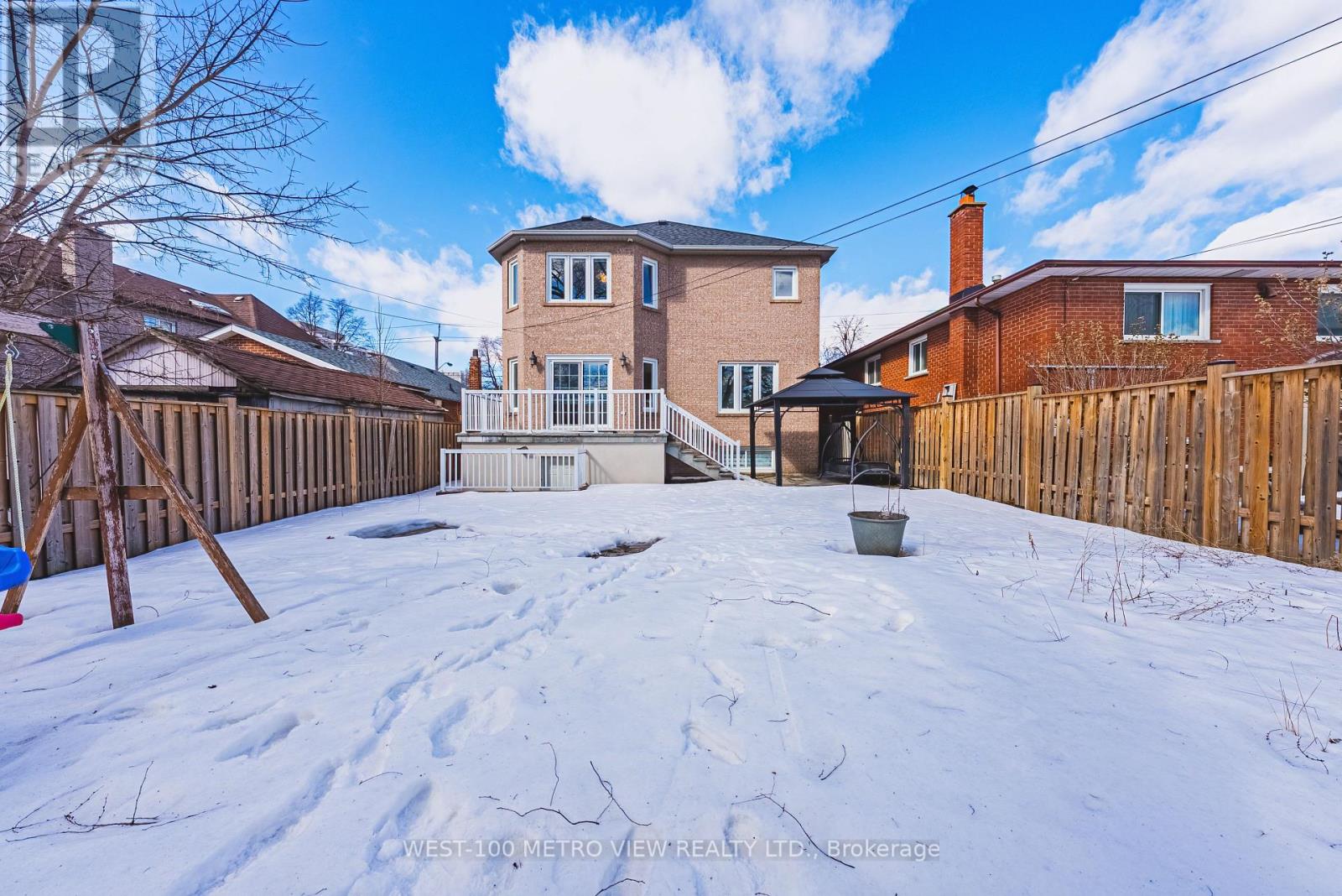 589 Glen Park Avenue, Toronto, Ontario  M6B 2G4 - Photo 24 - W12632460