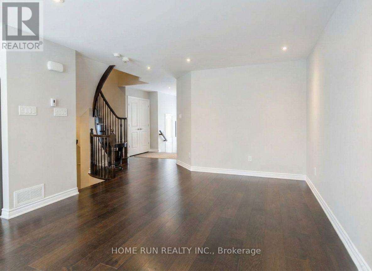 462 Brettonwood Ridge, Ottawa, Ontario  K2T 0K7 - Photo 4 - X12632474