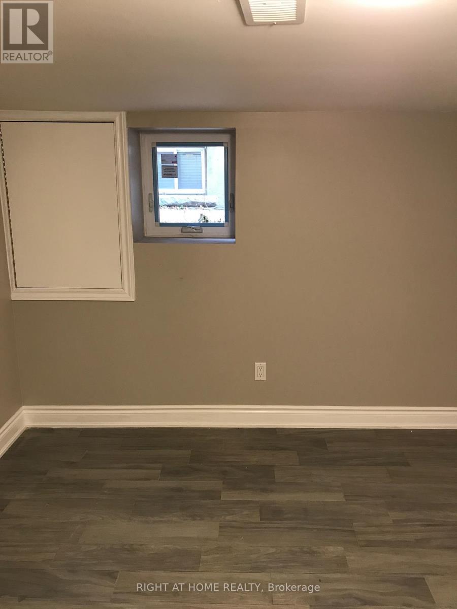 231 Albany Avenue, Toronto, Ontario  M5R 3C7 - Photo 4 - C12632472