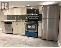 231 ALBANY AVENUE, Toronto, Ontario