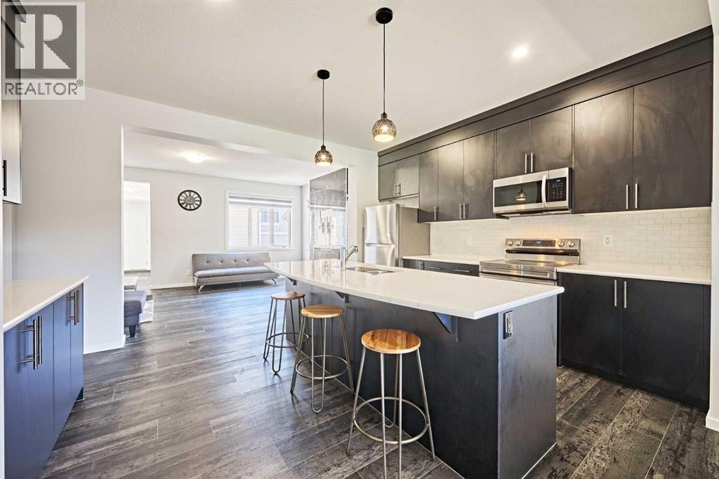 155 Carringham Road Nw, Calgary, Alberta  T3P 1V3 - Photo 7 - A2274309