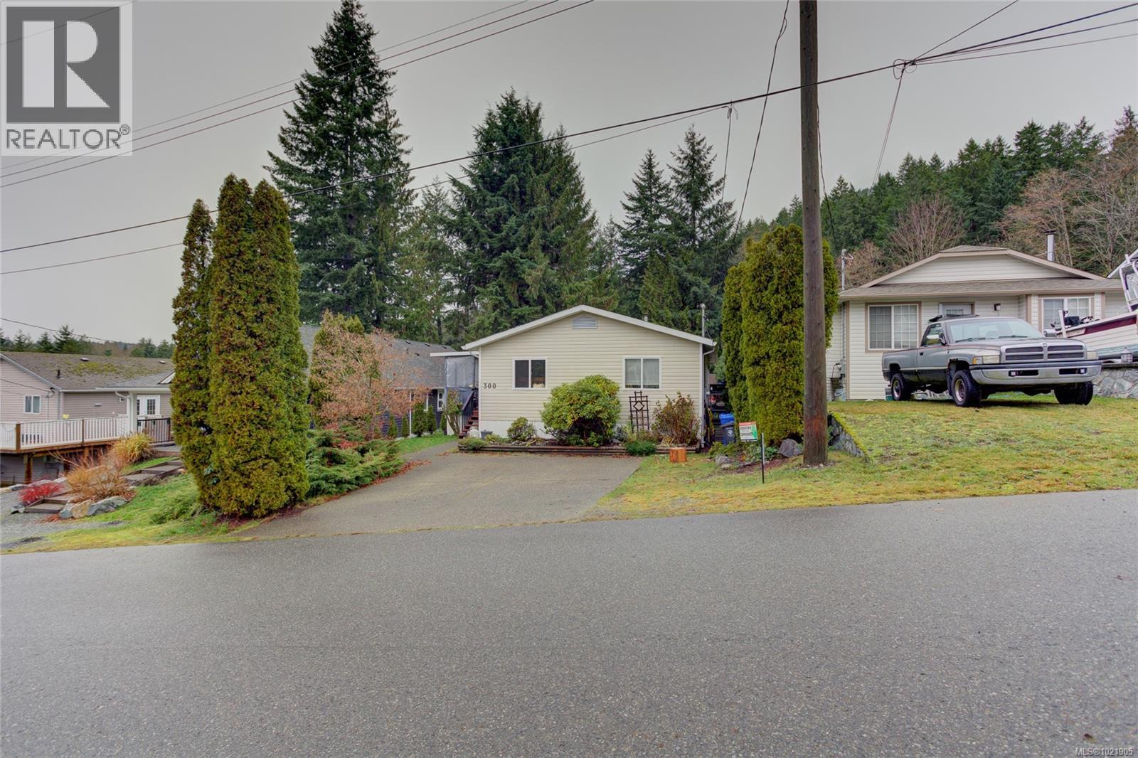 300 Lake Park Rd, Lake Cowichan, British Columbia V0R 2G0 - Photo 38 - 1021905