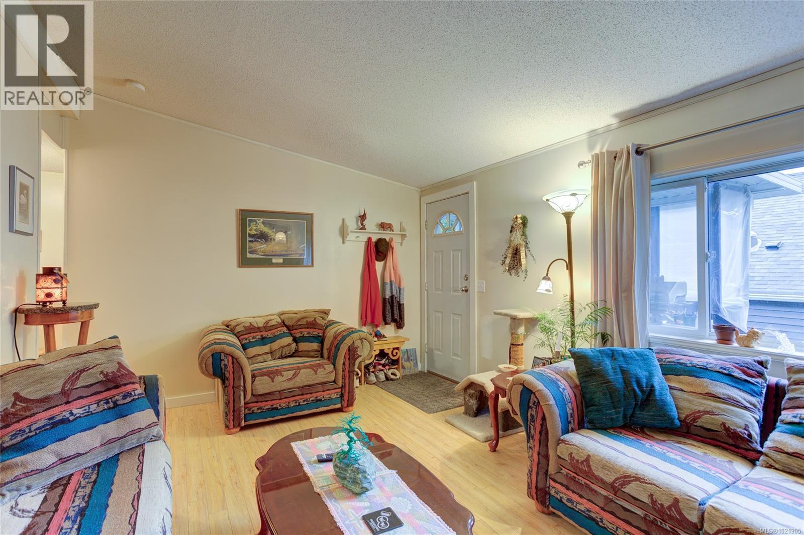 300 Lake Park Rd, Lake Cowichan, British Columbia V0R 2G0 - Photo 6 - 1021905