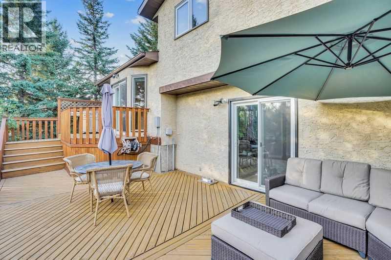 229 Wood Valley Place Sw, Calgary, Alberta  T2W 5X4 - Photo 31 - A2261875