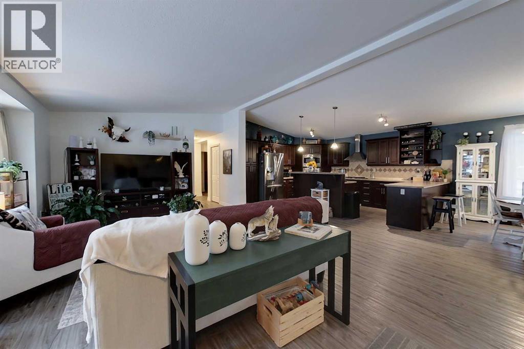 825 2 Avenue, Canyon Creek, Alberta T0G 0M0 - Photo 9 - A2267559