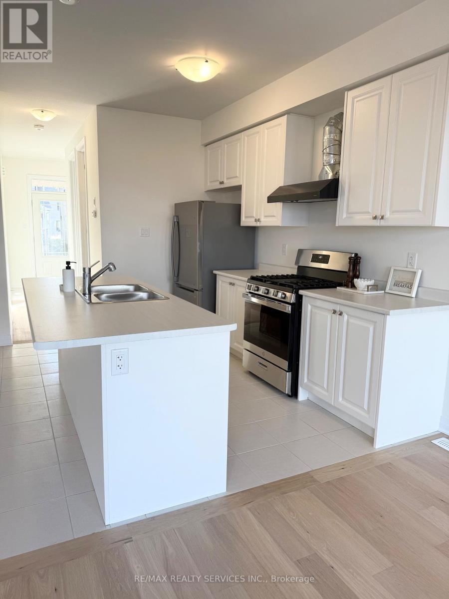 64 Masters Drive, Welland, Ontario  L3B 0N4 - Photo 10 - X12632484