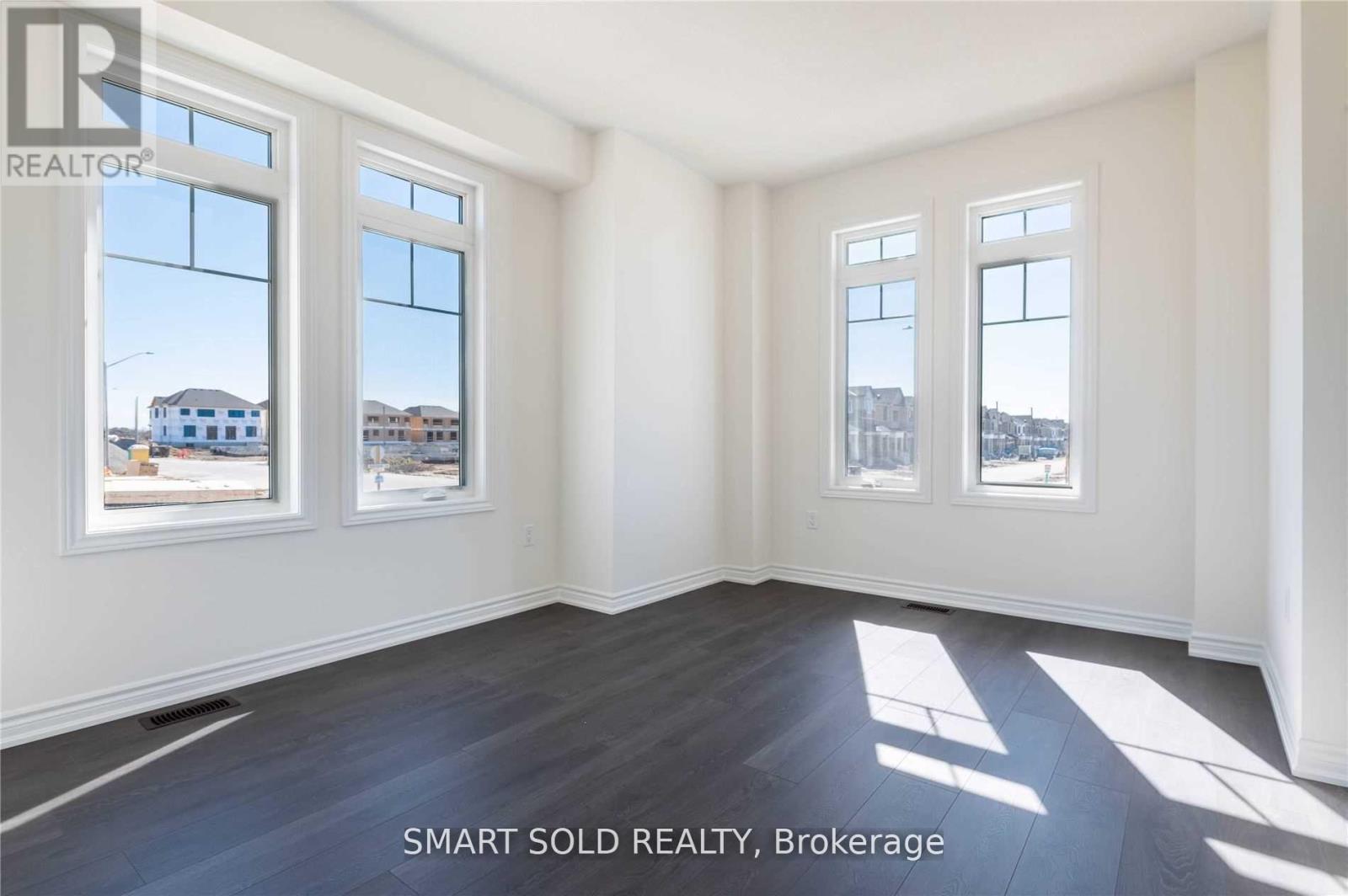 73 Greer Street, Barrie, Ontario  L9J 0R5 - Photo 10 - S12632492