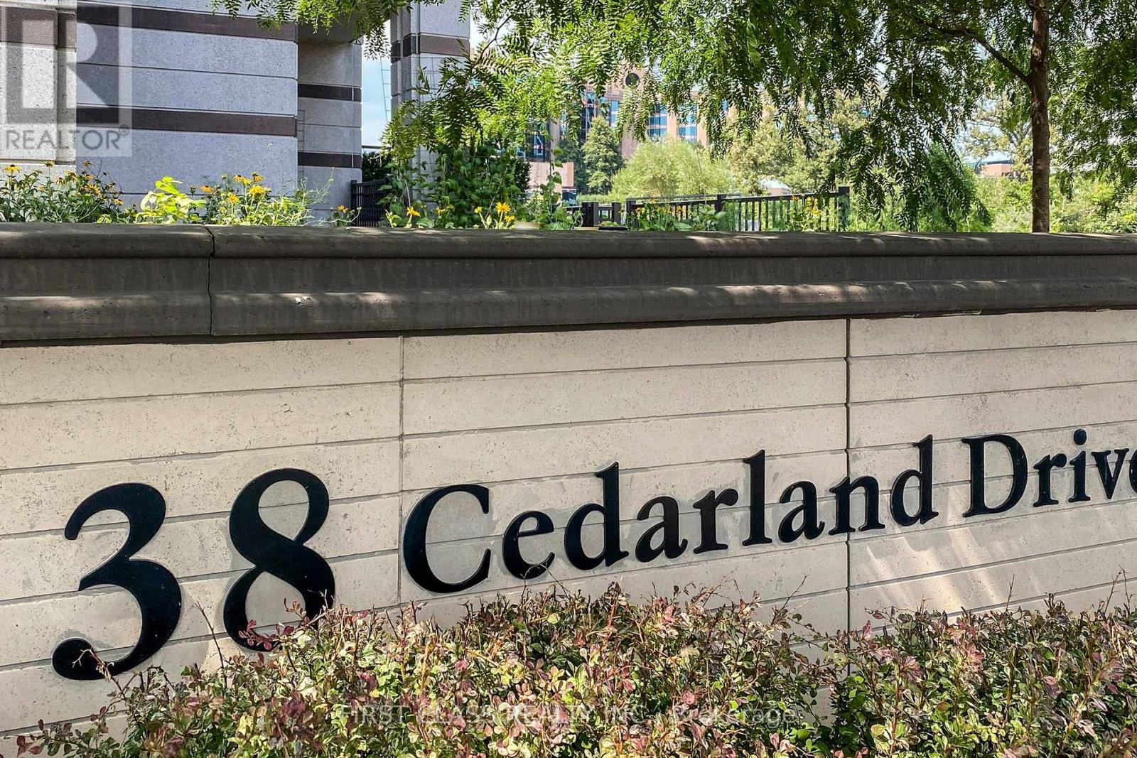 1111 - 38 Cedarland Drive, Markham, Ontario L6G 0G7 - Photo 2 - N12612666