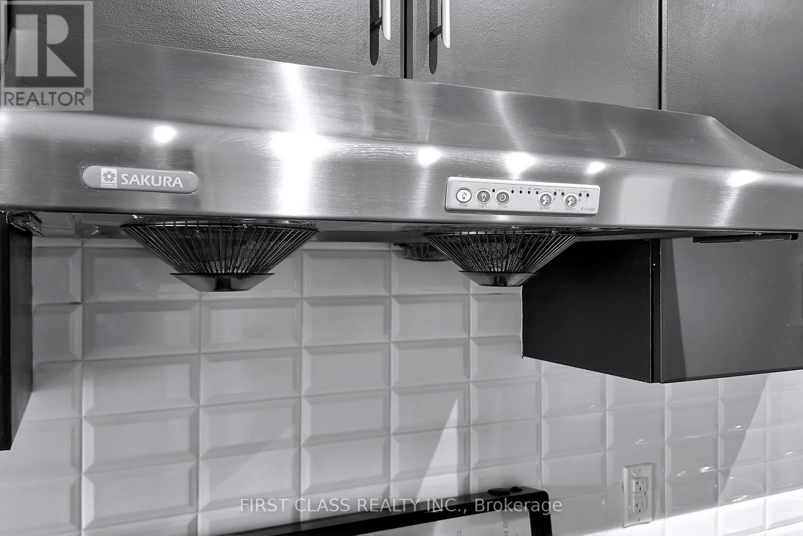 1111 - 38 Cedarland Drive, Markham, Ontario L6G 0G7 - Photo 9 - N12612666