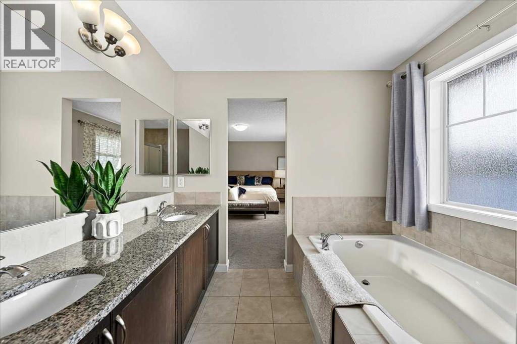 180 Kinlea Link Nw, Calgary, Alberta T3R 0C2 - Photo 26 - A2273100