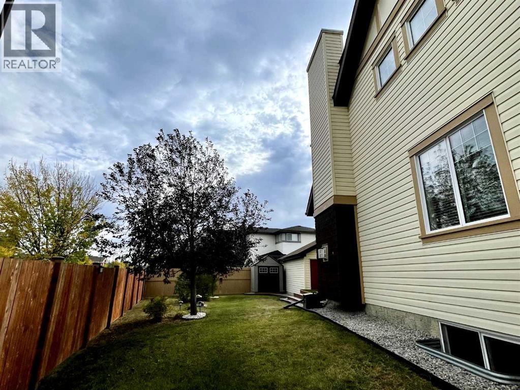 2003 Reunion Boulevard Nw, Airdrie, Alberta  T4B 0H2 - Photo 2 - A2274697